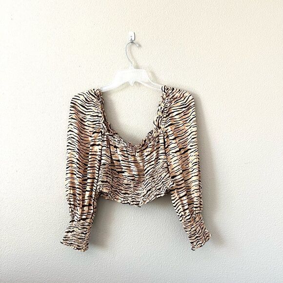 Faithfull The Brand Zebra Print Smocked Ruffled Top - Picture 9 of 13